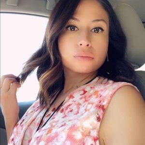 Meet your Posher, Ana